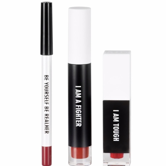REALHER deep red lip kit- brand new! - Picture 1 of 5